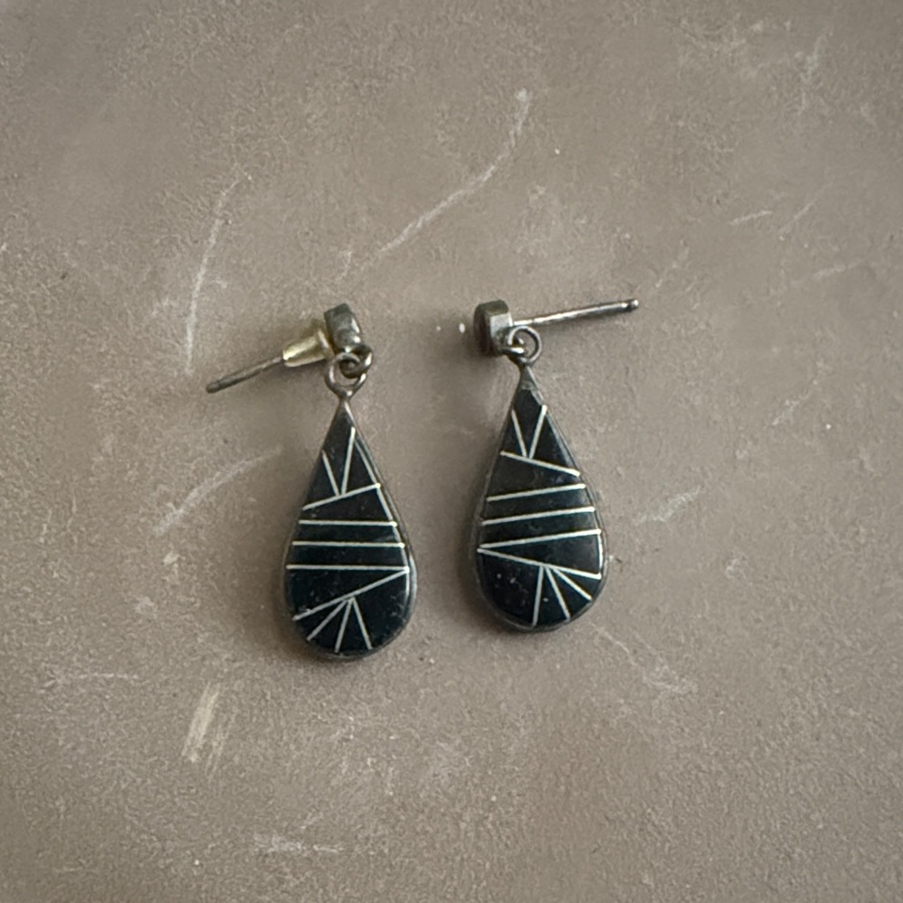 Navajo onyx Elegant Black Teardrop Earrings